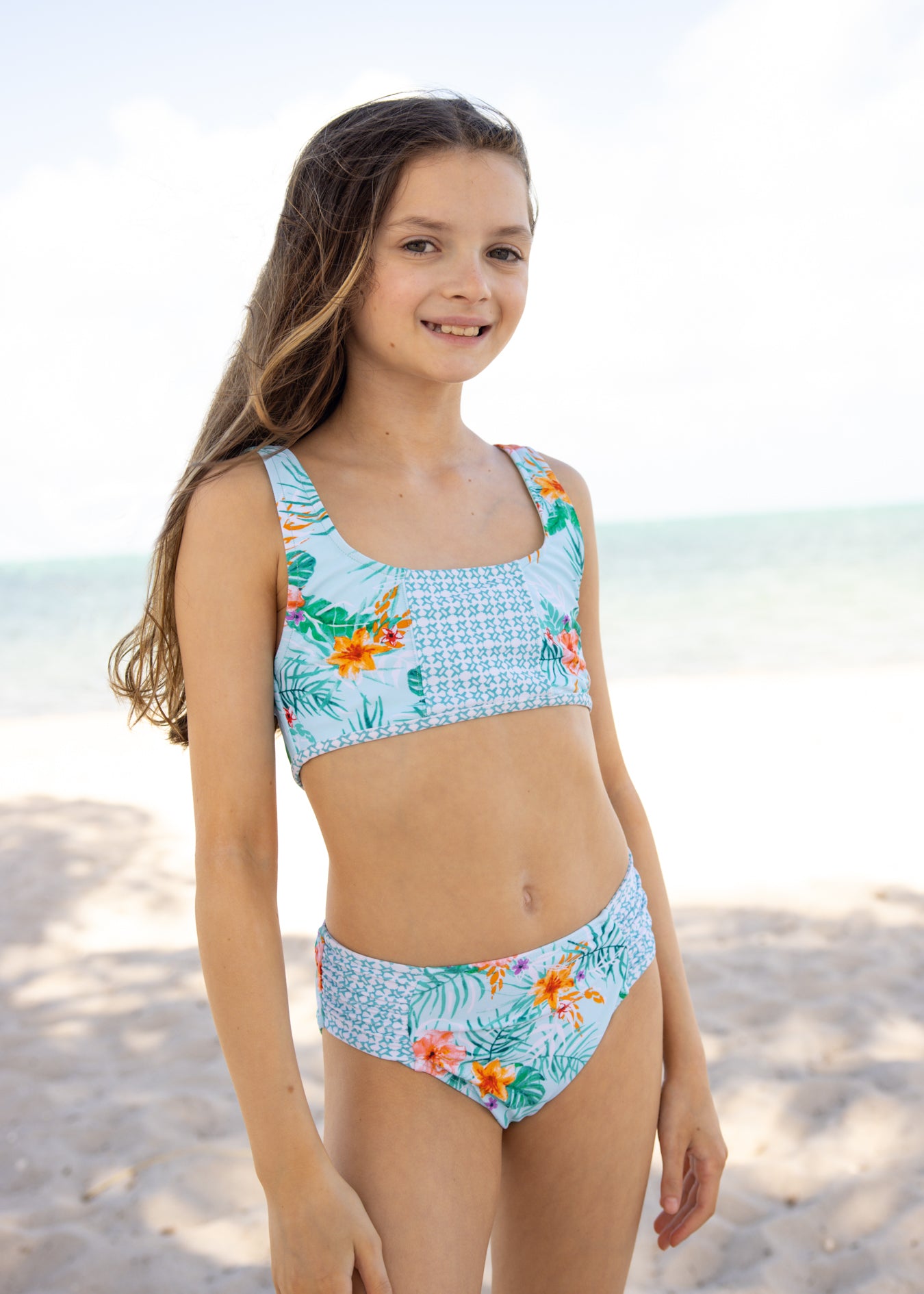 Girl wearing Cayman Rashguard Set Bikini